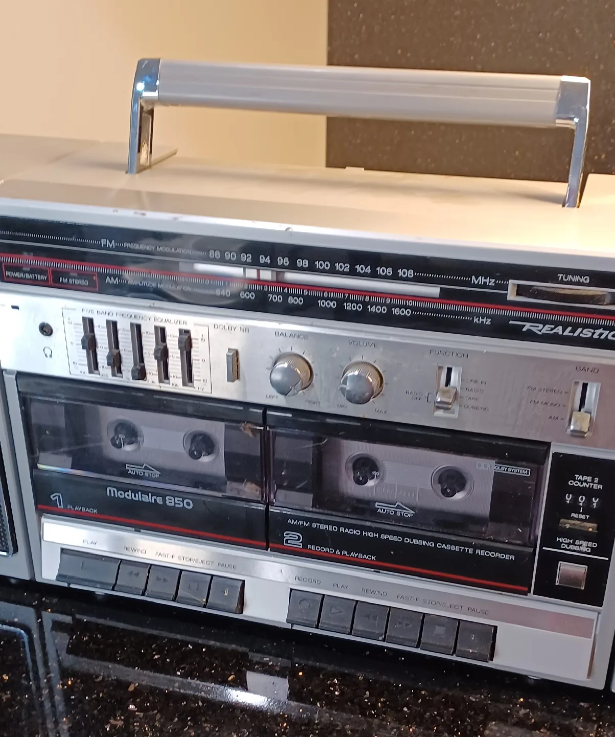 Realistic Modulaire 850 AM/FM Stereo Radio Cassette Recorder thumbnail