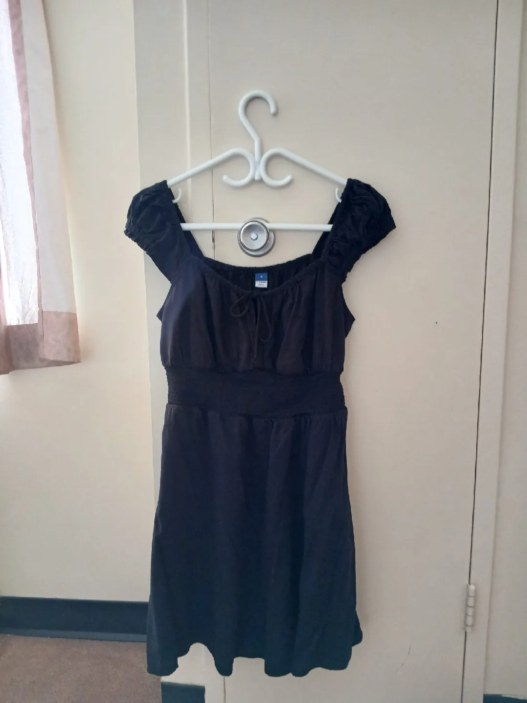 Old Navy Black Dress - Size M thumbnail