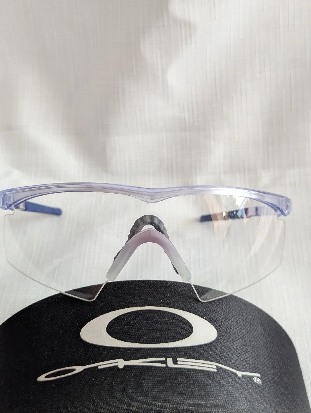 Oakley clear Software glasses with blue arms & Case thumbnail
