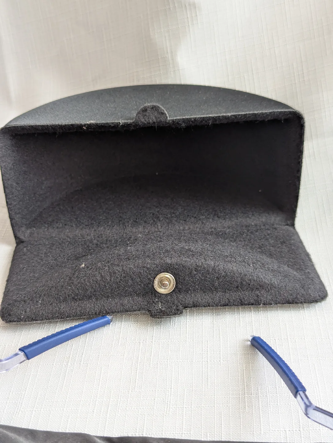 Oakley clear Software glasses with blue arms & Case image indicator(7)