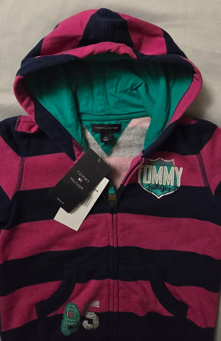 NEW! Girls Tommy Hilfiger Striped Zip-Up Hoodie! Size 4T image indicator(2)