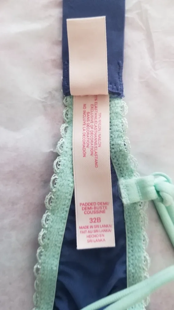 Victoria's Secret Bra image indicator(7)