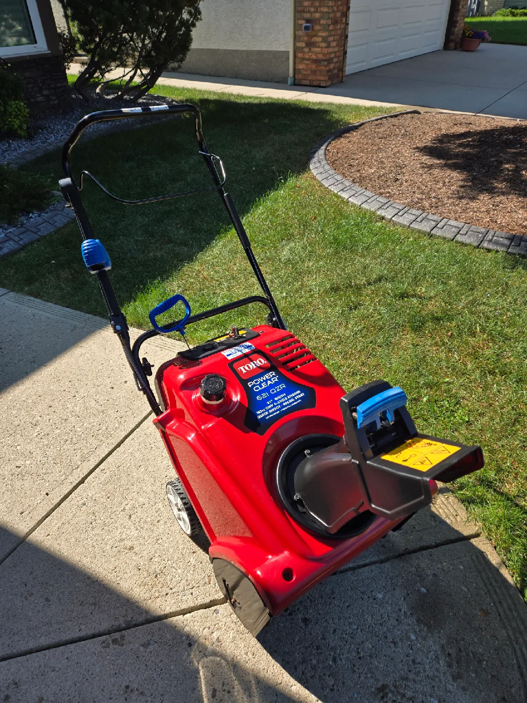 Toro 621 Power Clear Snow Blower image indicator(2)