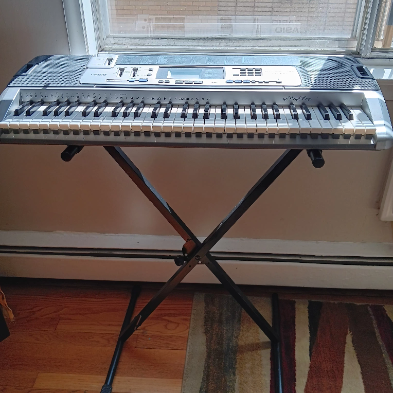 Casio LK-100 Keyboard - photo 2