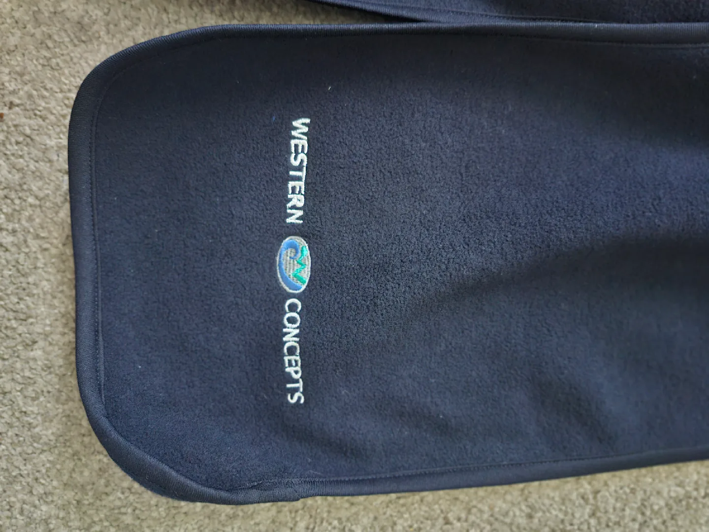 FLEECE SCARF- Navy Blue image indicator(2)