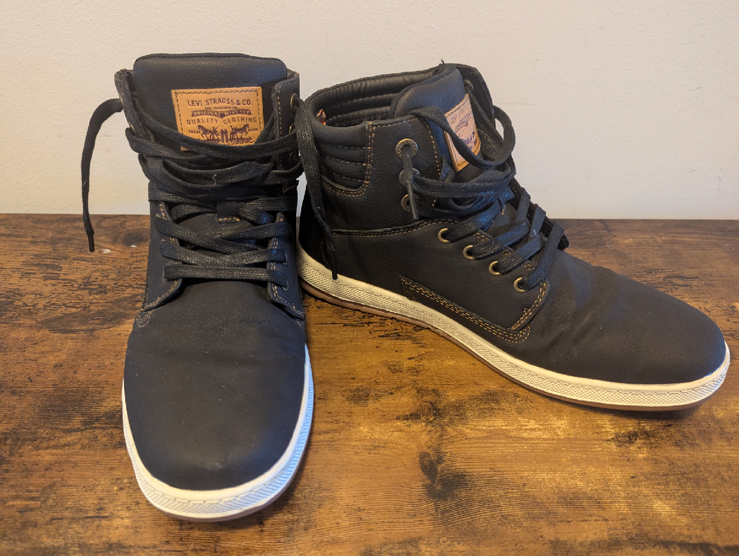 Levi's Men's Black High-Top Sneakers Size 9.5 - photo 4