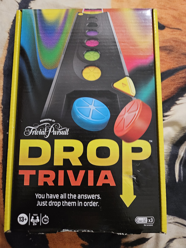 Trivial Pursuit Drop Trivia Game 🥕