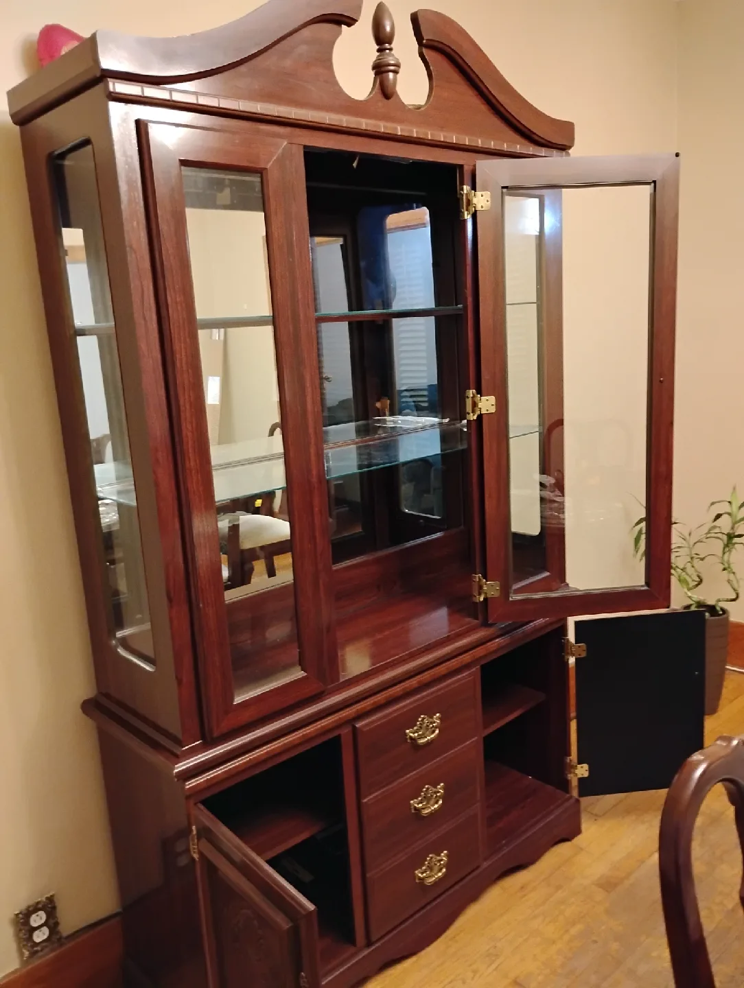 Wooden China Cabinet image indicator(5)