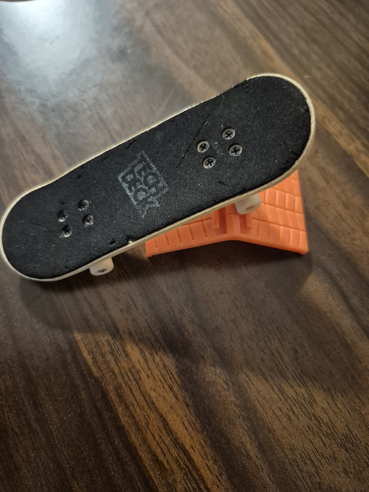 Tech Deck Fingerboard with Accessories - photo 4