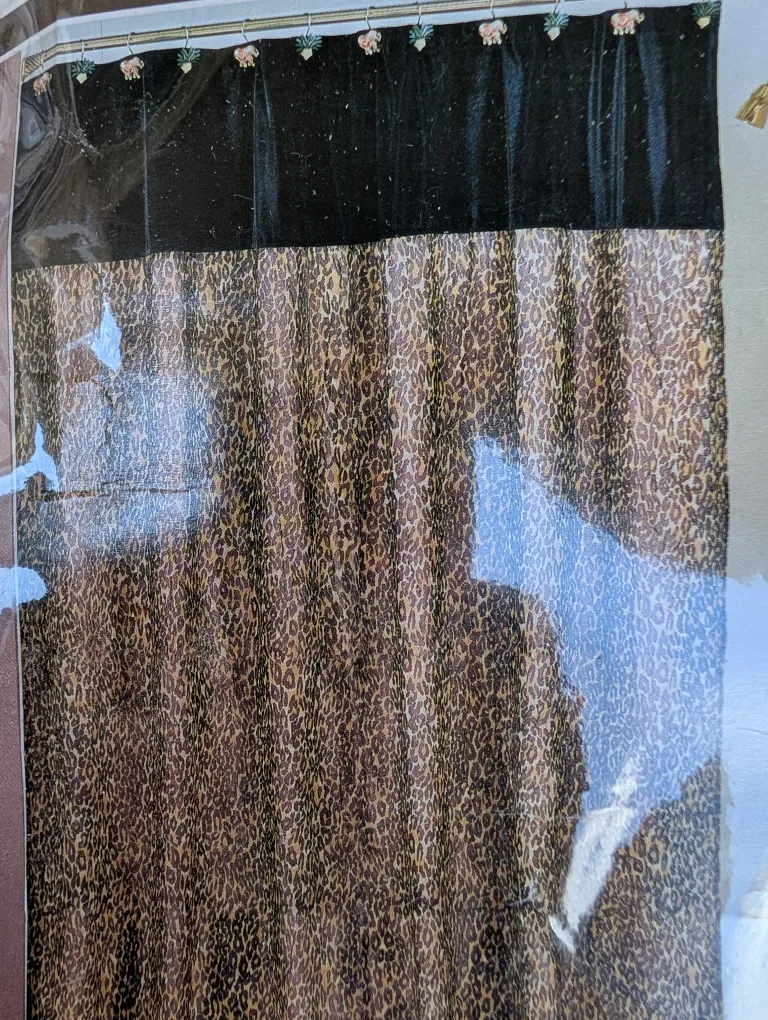 Springmaid Leopard Print Shower Curtain - New thumbnail