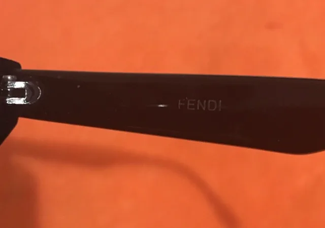 Fendi Sunglasses - Black image indicator(3)
