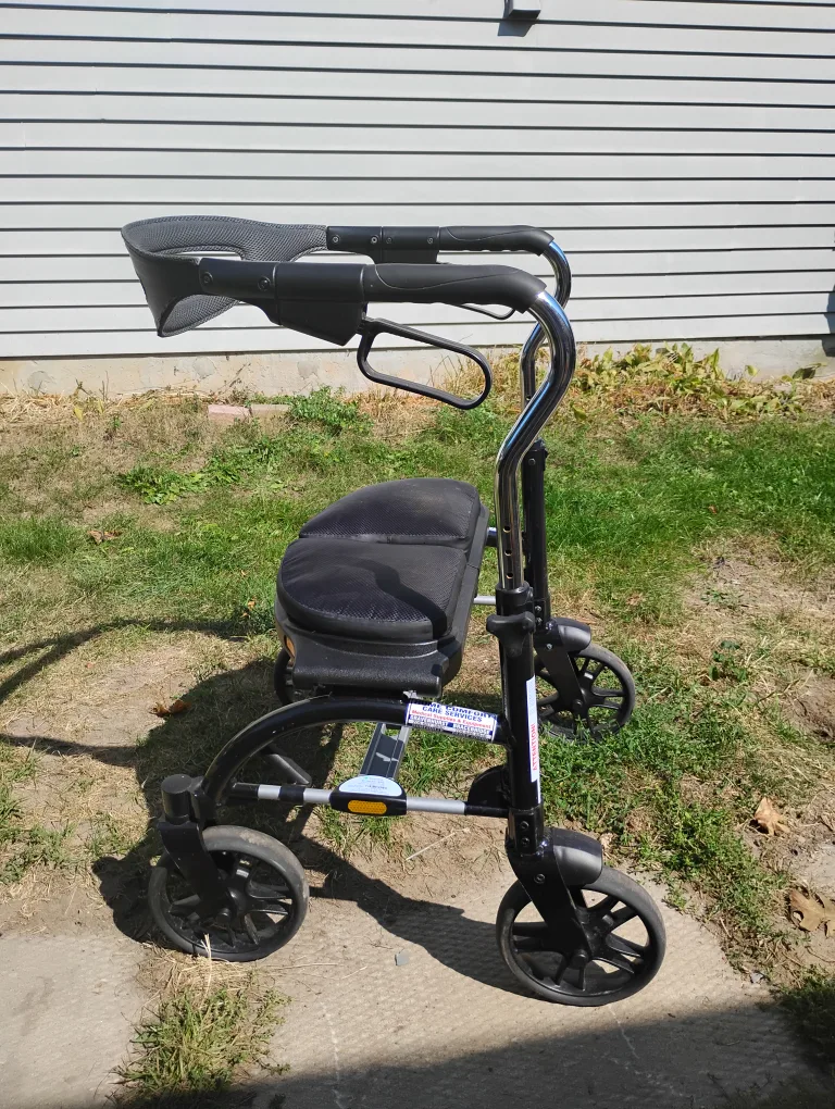 Evolution Xpresso Low Wide Walker🥕 thumbnail