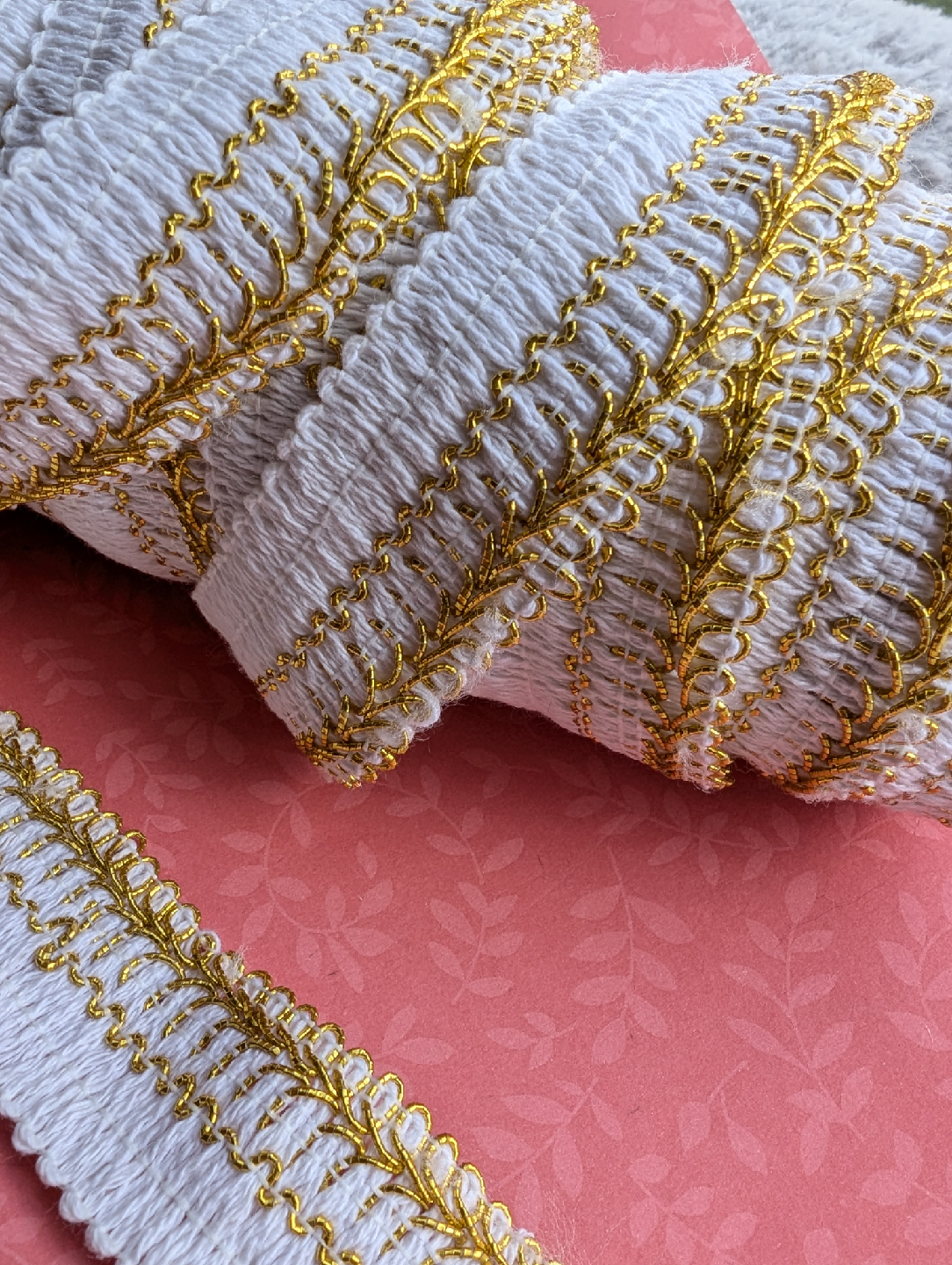 White & Gold Decorative Trim - 9 yards - photo 5
