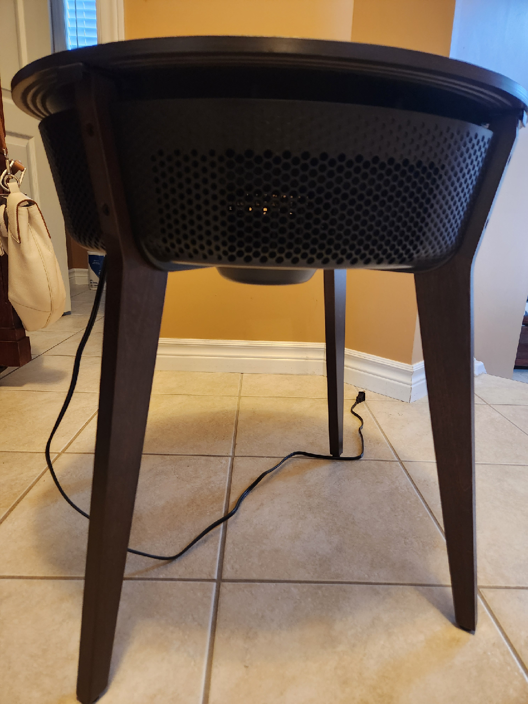 Ikea VINDRIKTNING Air purifier/side table