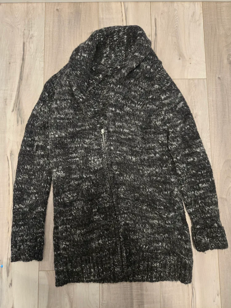 Free People XS Grey Cardigan thumbnail
