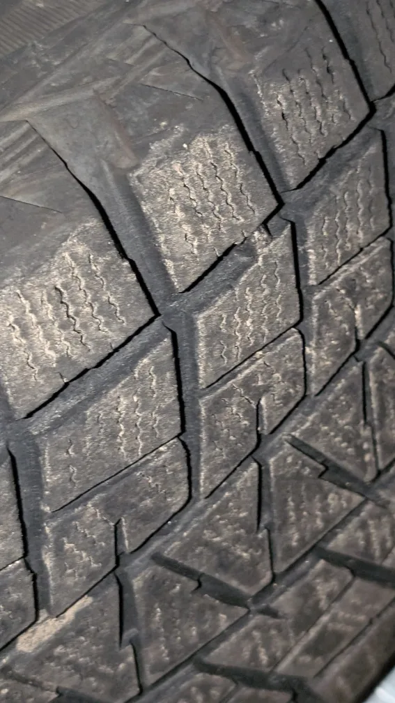 Used Winter Tires image indicator(5)