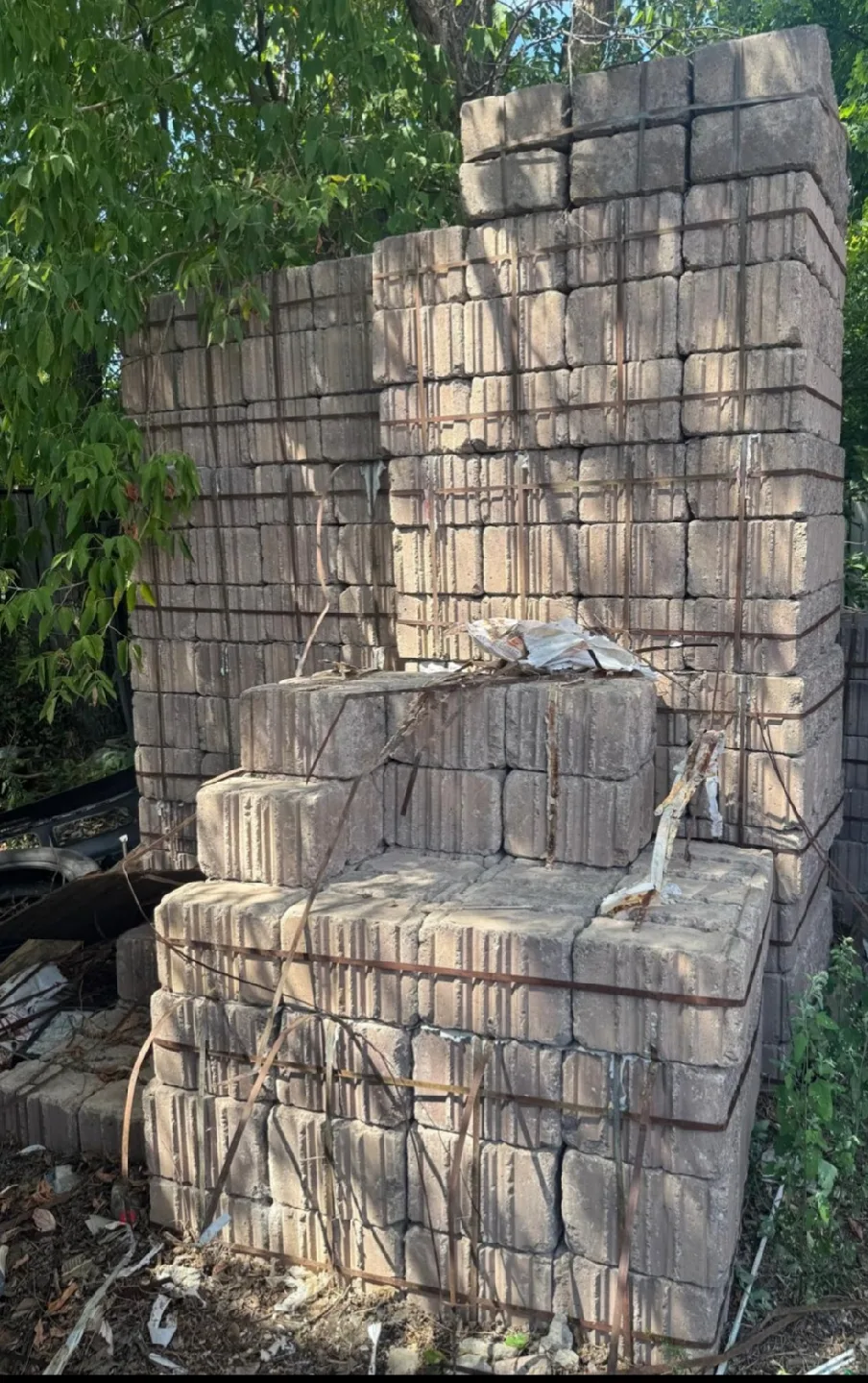 “New Expensive 1,000 pcs of Beautiful Bricks. thumbnail