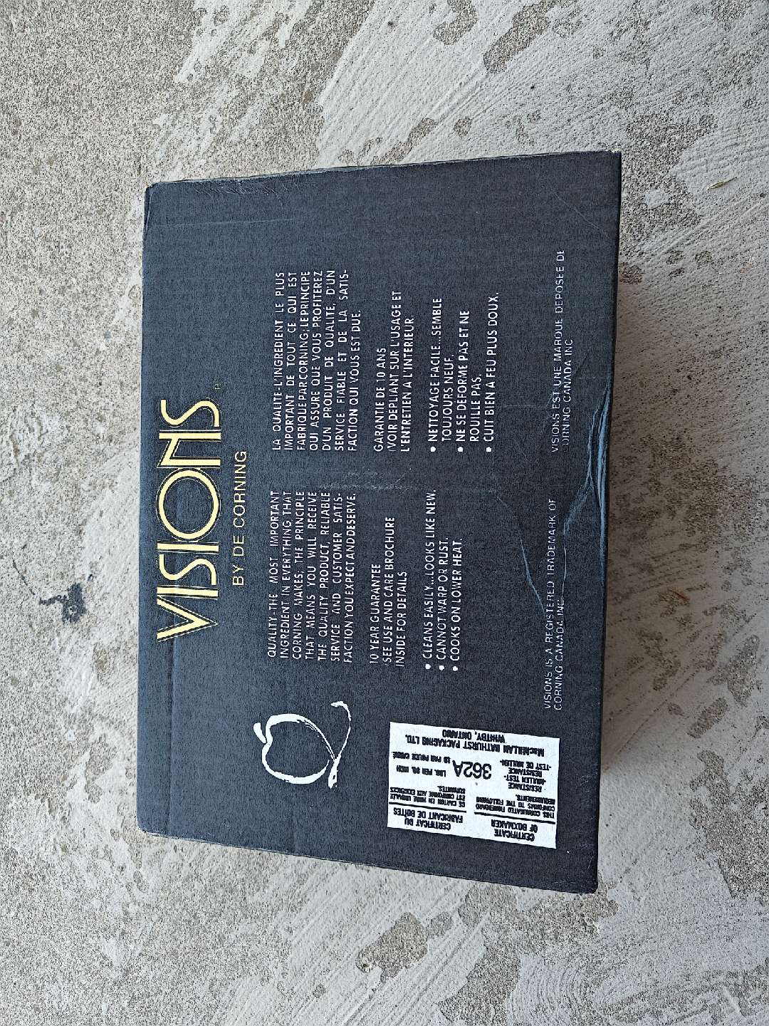 Visions Corning 2.5L Covered Casserole - New in Box! - photo 3