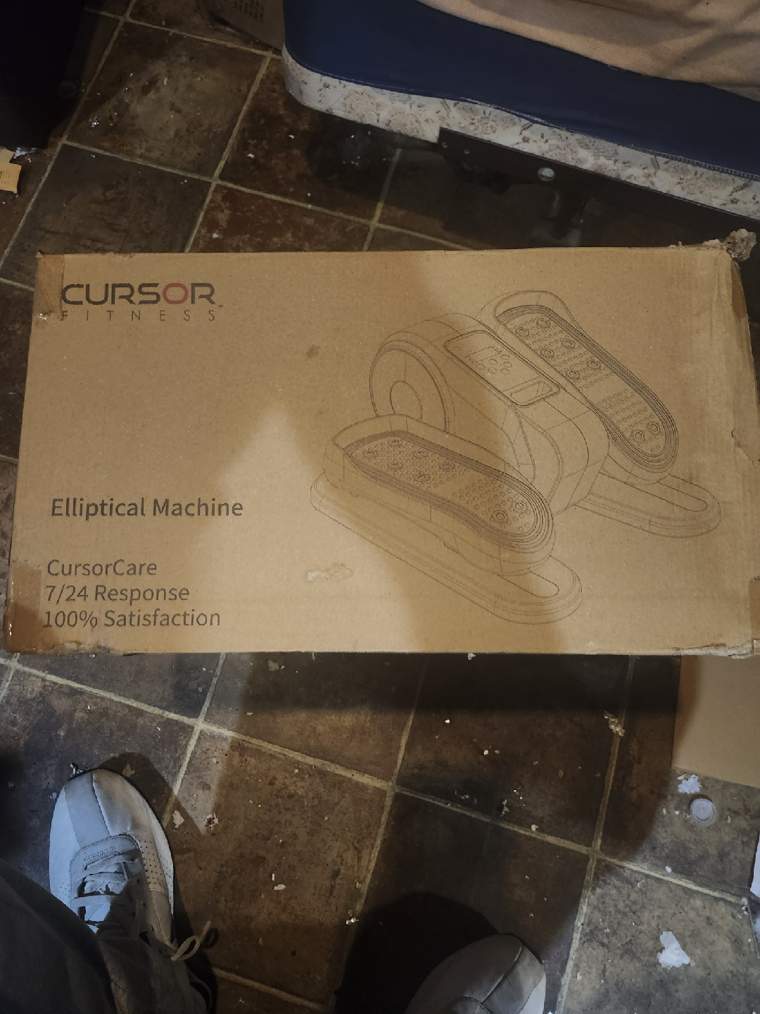 Cursor Fitness Elliptical Machine