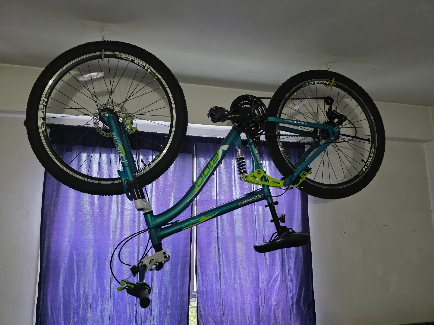 🥕 Genesis V2100 Mountain Bike - Teal image indicator(2)