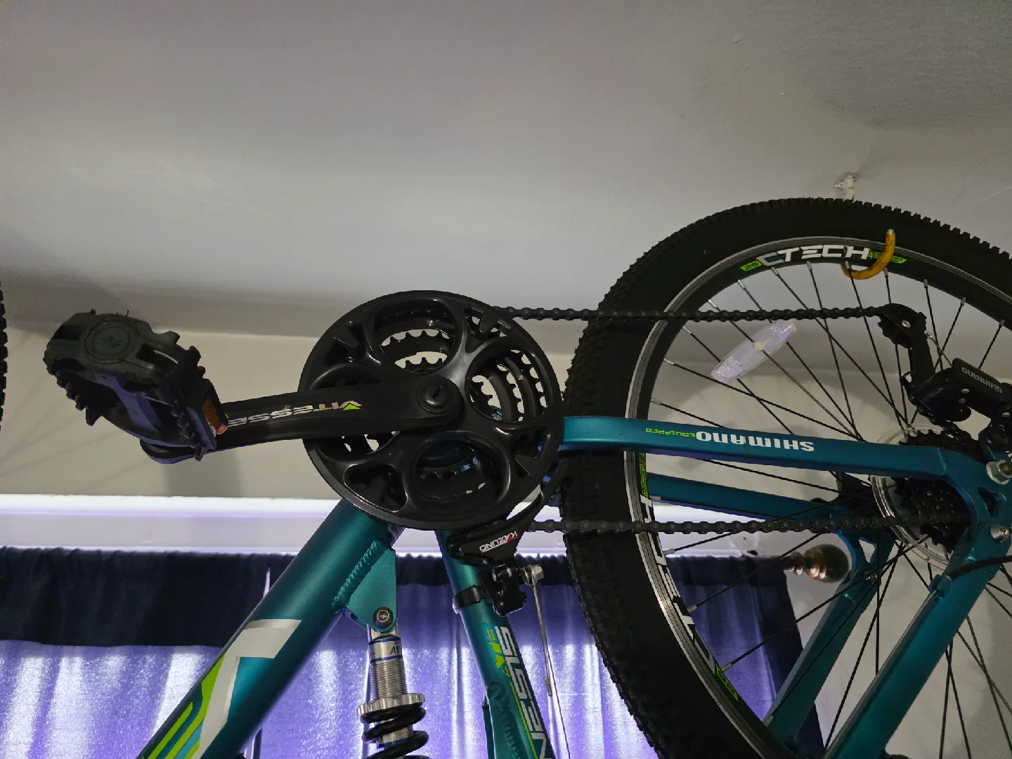 🥕 Genesis V2100 Mountain Bike - Teal image indicator(4)
