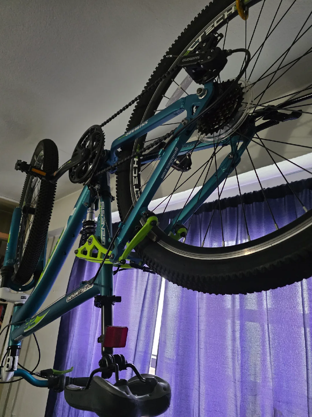 🥕 Genesis V2100 Mountain Bike - Teal image indicator(5)