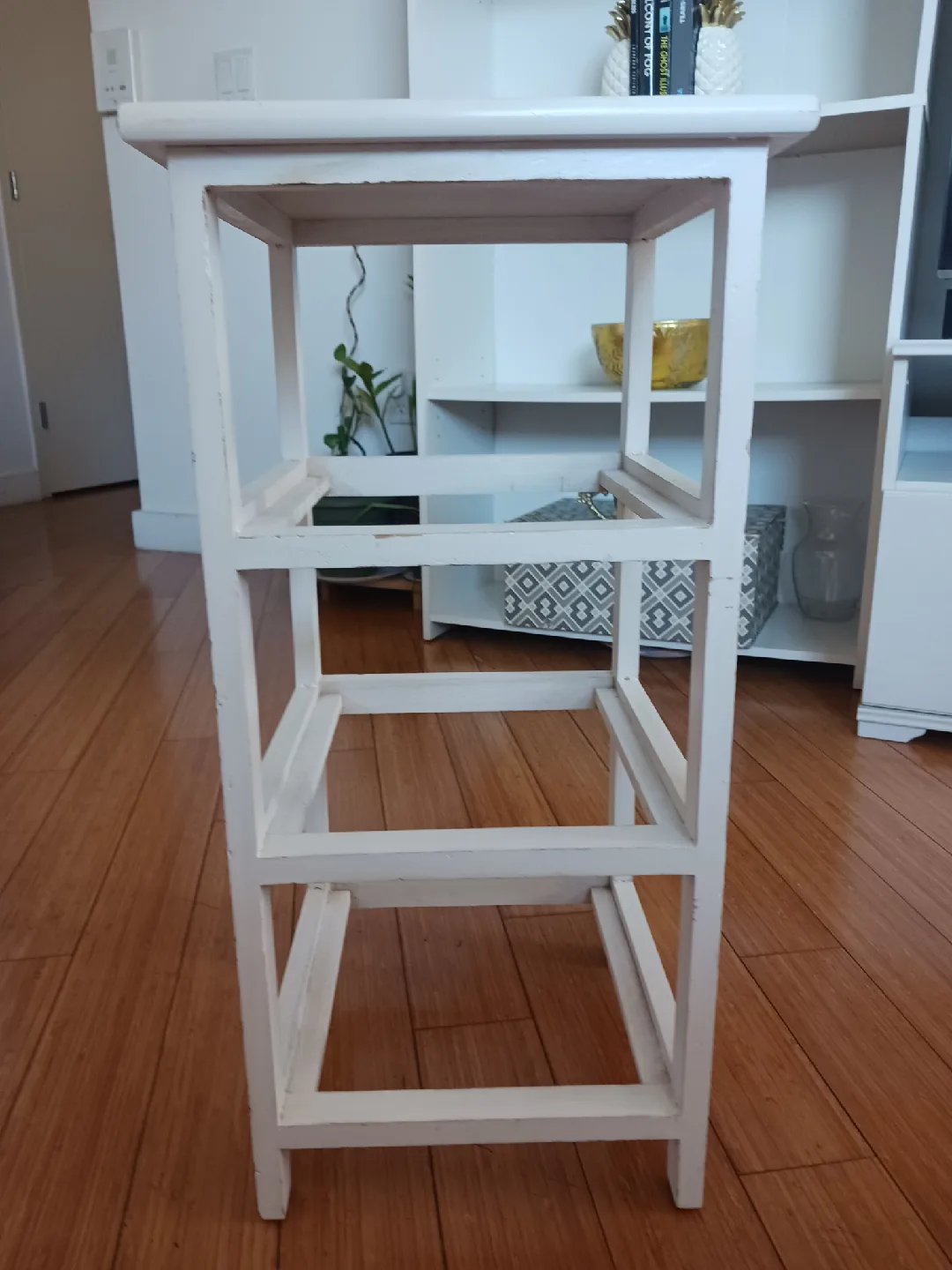 White Woven 3-Drawer Wood Storage Unit image indicator(3)