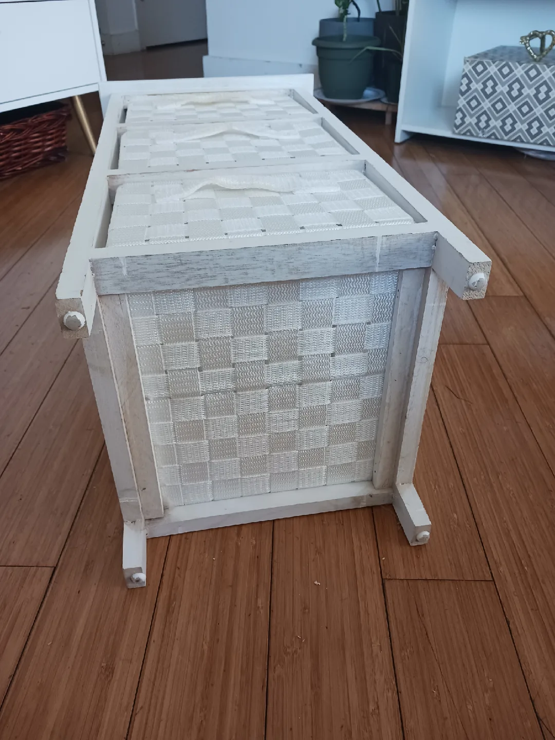 White Woven 3-Drawer Wood Storage Unit image indicator(5)