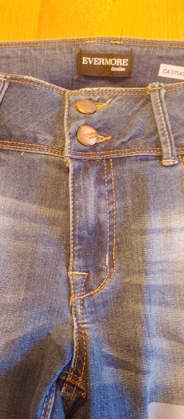 Evermore Denim Crop Skinny Jeans - Size 11