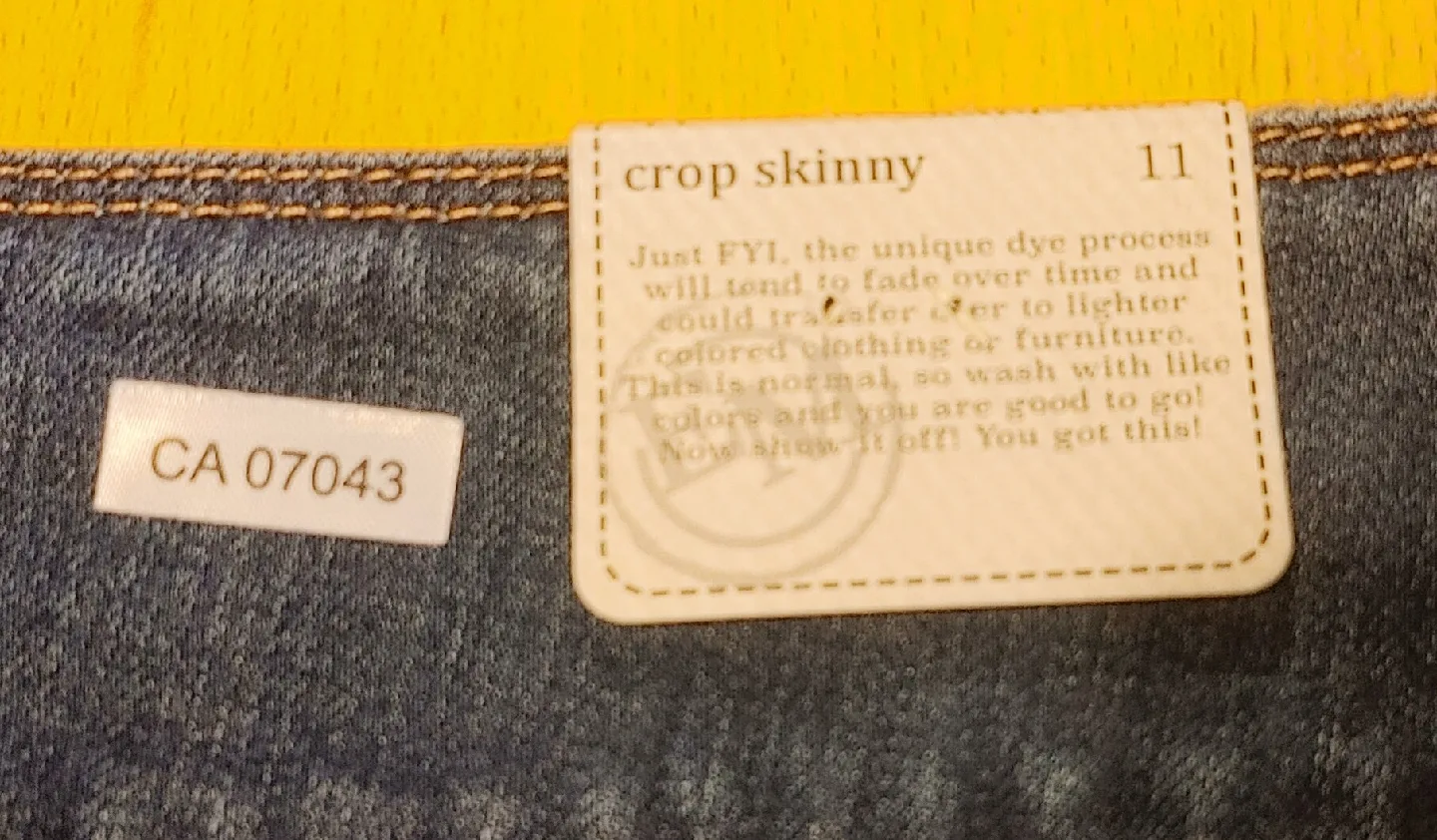 Evermore Denim Crop Skinny Jeans - Size 11 image indicator(5)