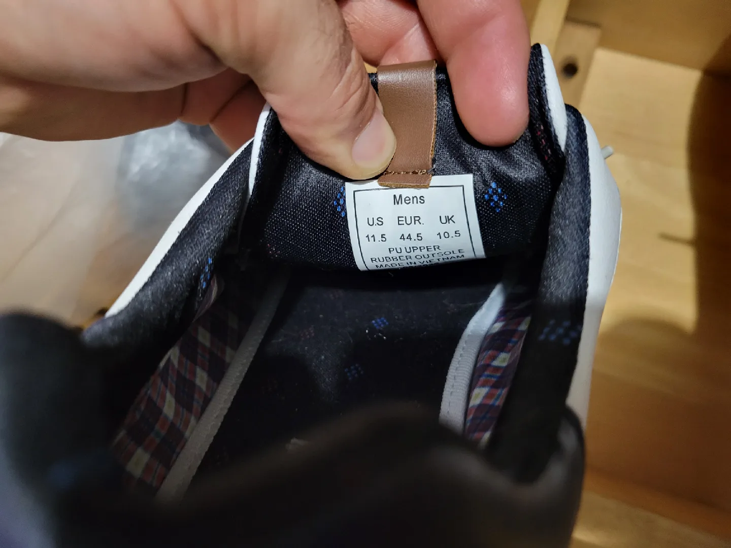 Assorted Men's Athletic Shoes - image indicator(9)