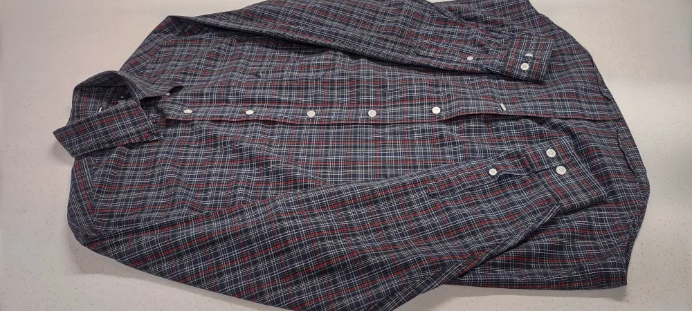 (NEW) Nautica Plaid Button-Down Shirt image indicator(2)