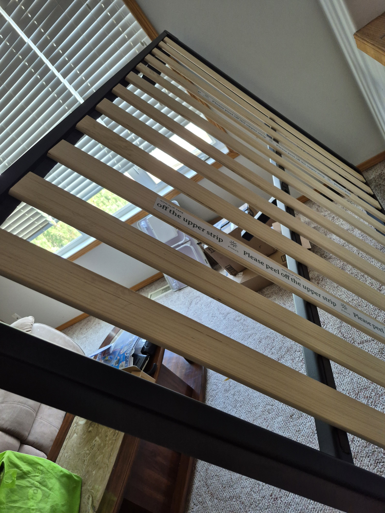 Full-size Metal Bed Frame - Black - photo 4