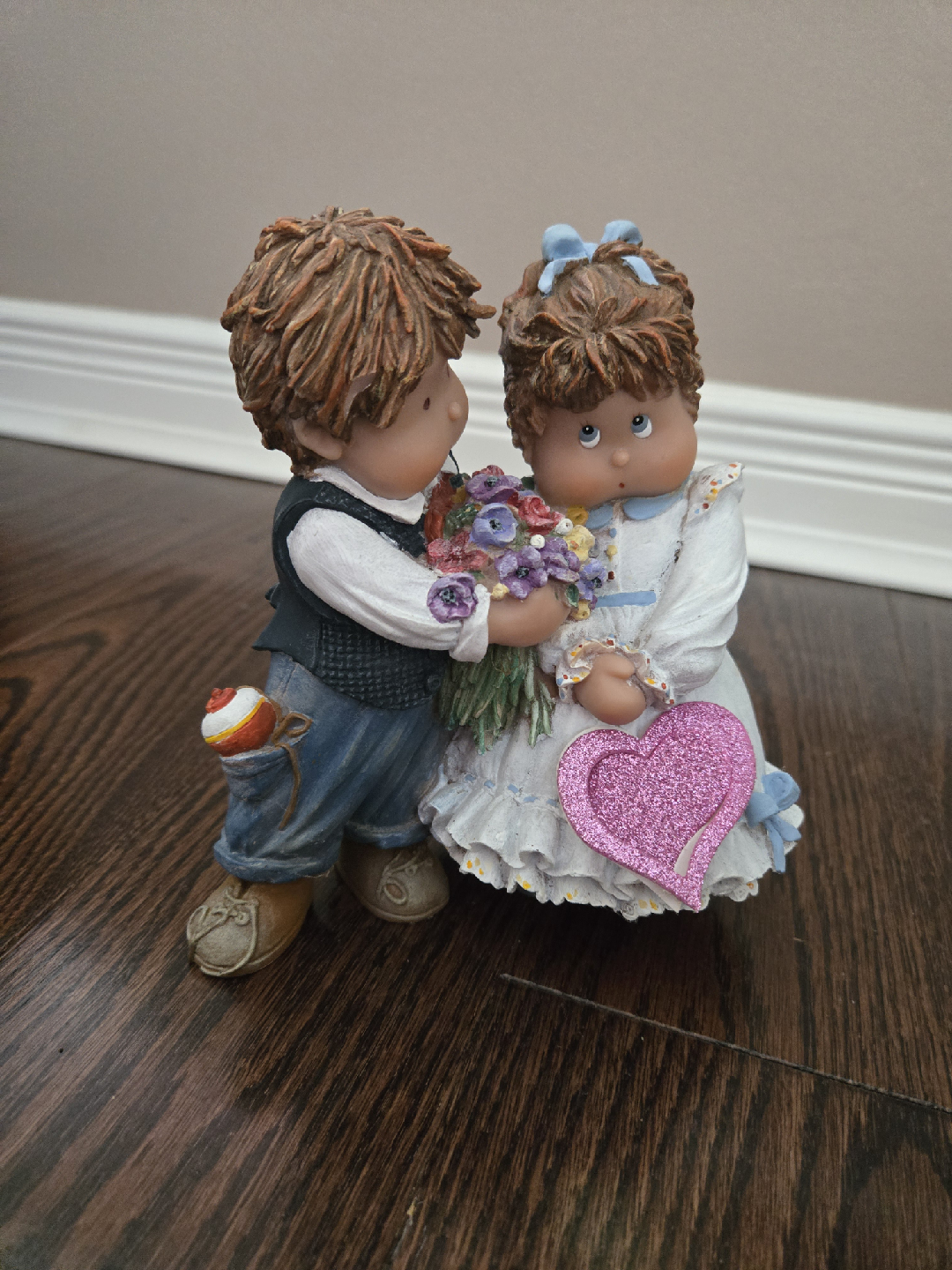 Ceramic Figurine of a Boy and Girl with Flowers and a Heart - photo 2