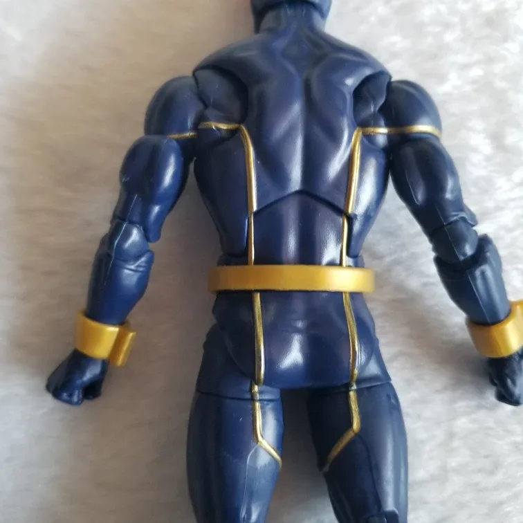Marvel Legends Astonishing X-Men Cyclops Action Figure. image indicator(4)