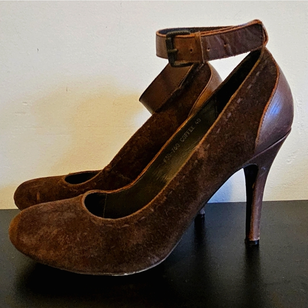 100% Cento Percento Brown Velvet Heels - Size 40