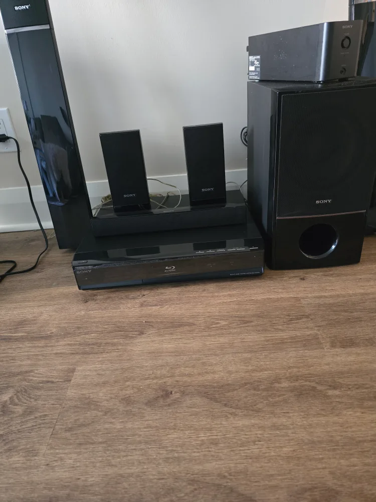 Sony Home Theatre System thumbnail