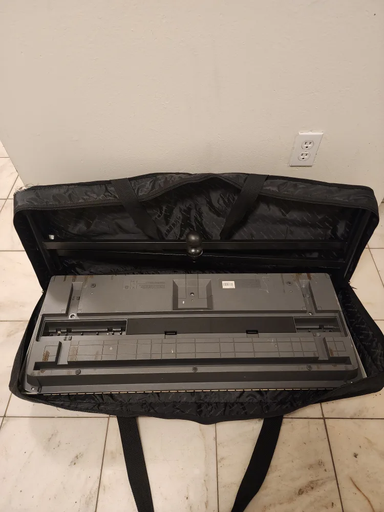 Yamaha PSR-E403 Keyboard with Ritter Gig Bag image indicator(3)
