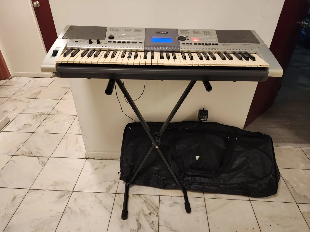 Yamaha PSR-E403 Keyboard with Ritter Gig Bag image indicator(10)