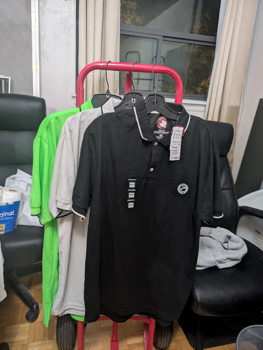 XL/ XXL Shorts/Joggers/Shirts - New With Tags image indicator(3)