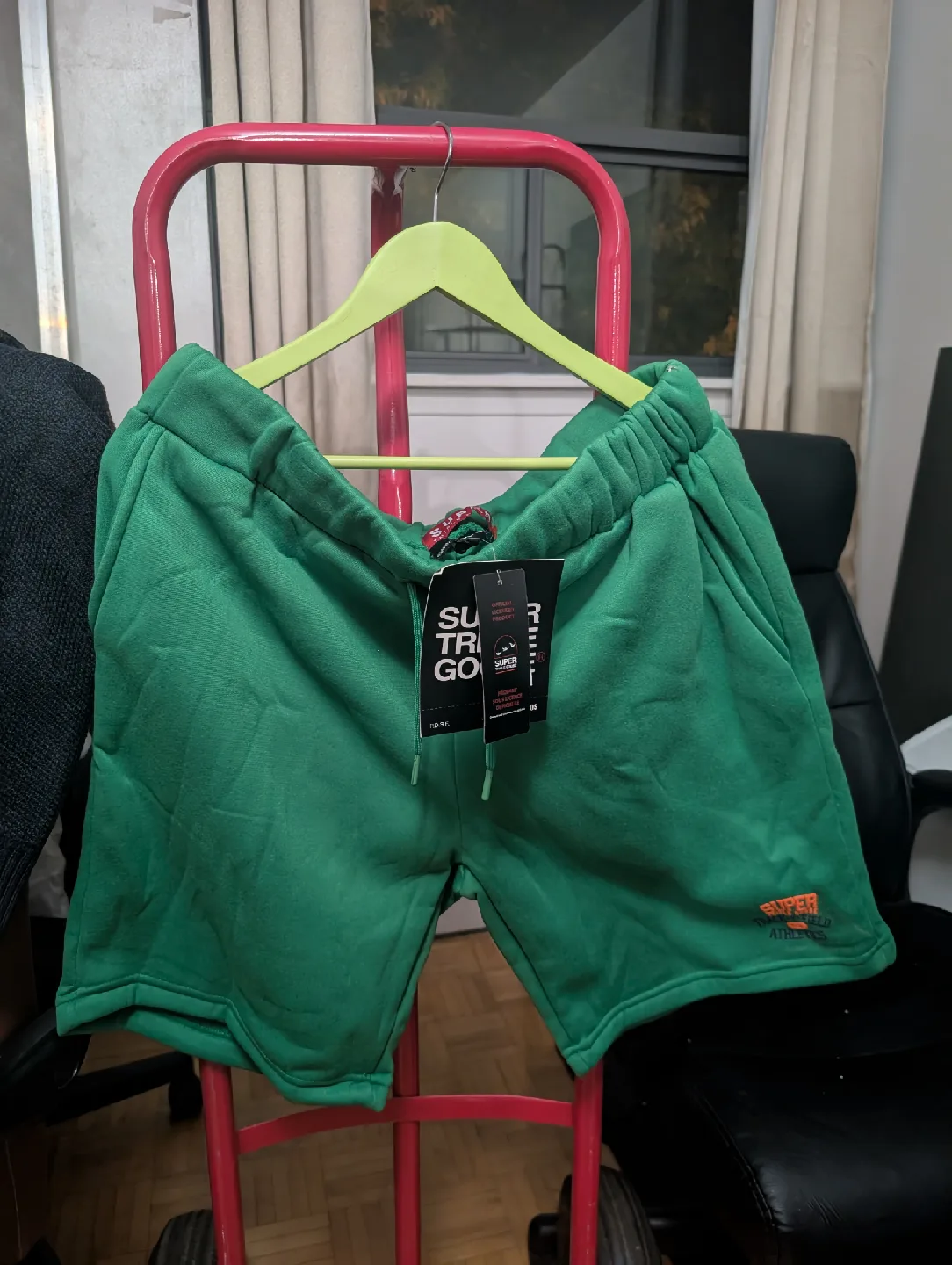 XL/ XXL Shorts/Joggers/Shirts - New With Tags image indicator(6)