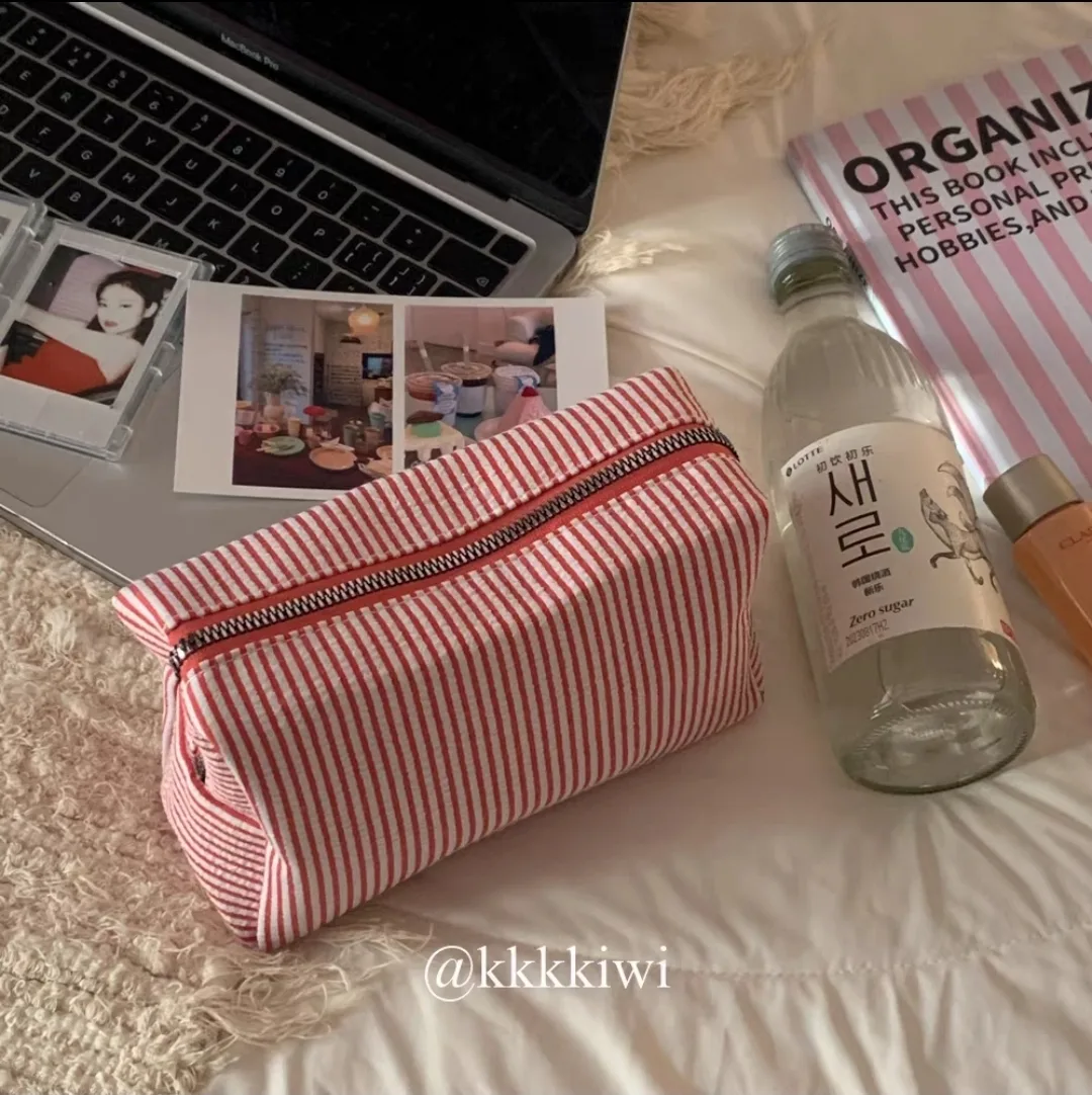 Striped Makeup/Cosmetic Bag - Red and White image indicator(3)