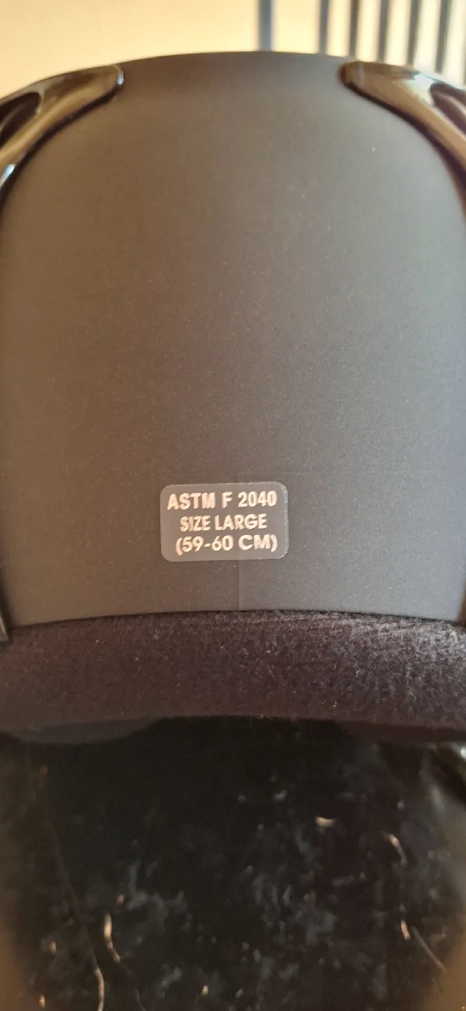 Size LG 59-60cm Bollé Ski/Snowboard Helmet - Black image indicator(8)