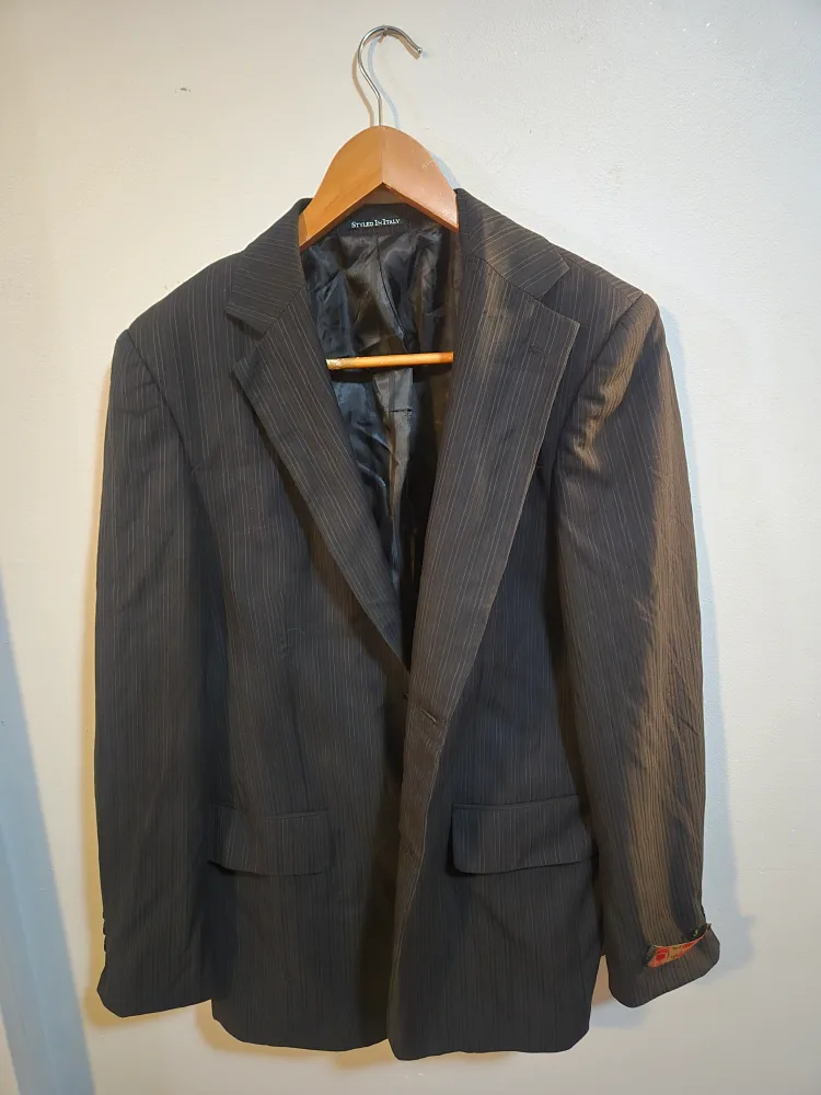 suit jacket thumbnail