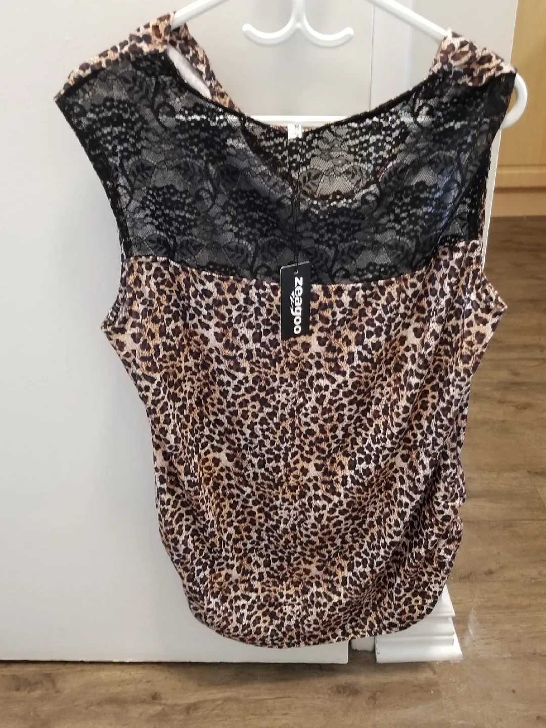 Zeagoo Leopard Print Lace Top - Size XL thumbnail