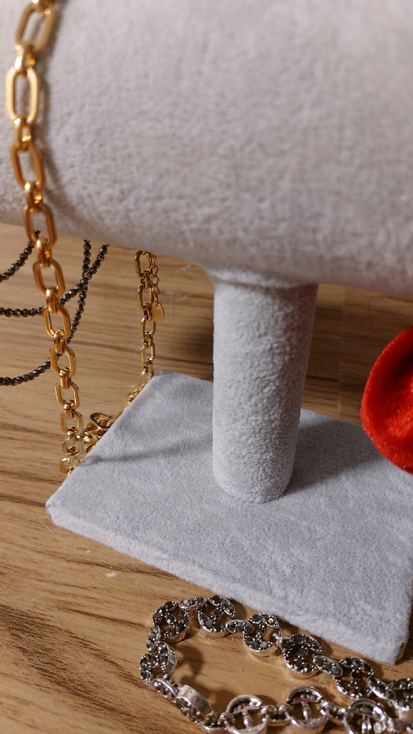 Grey Velvet Jewelry Display Stand - photo 4
