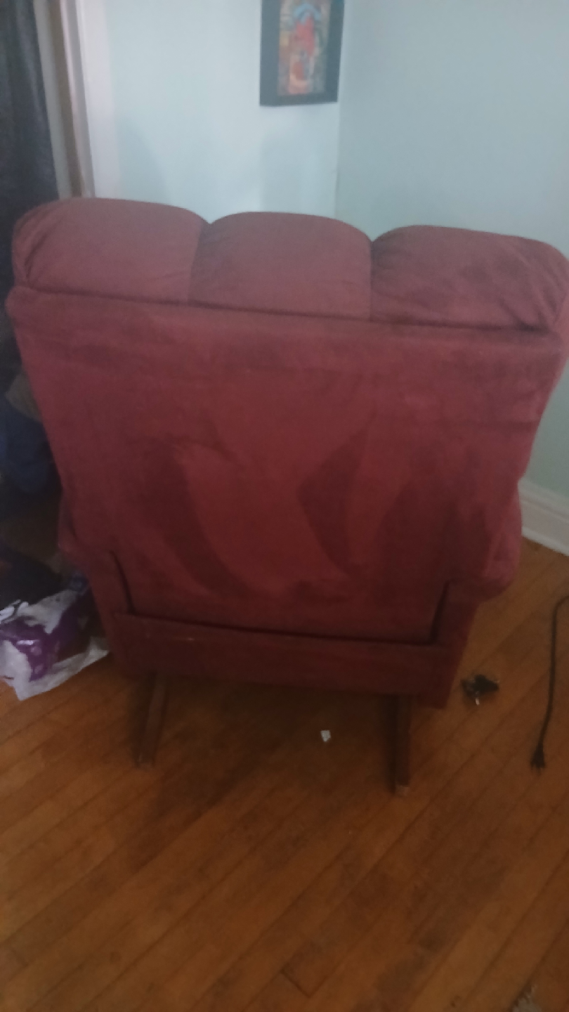 La-Z-Boy Recliner - Burgundy - photo 2