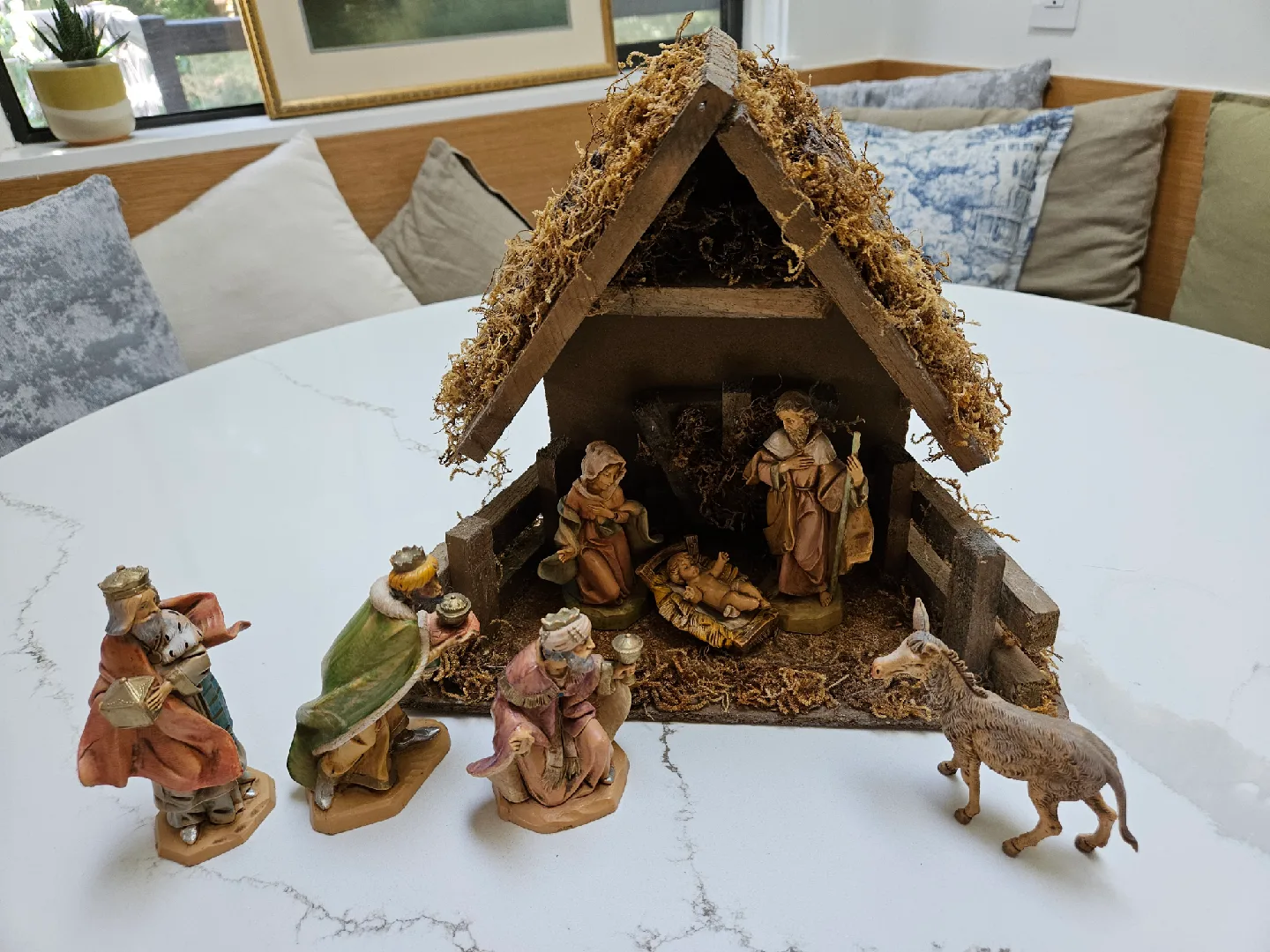 Fantanini Christmas Nativity Set Ornate Vintage Hand Painted image indicator(2)