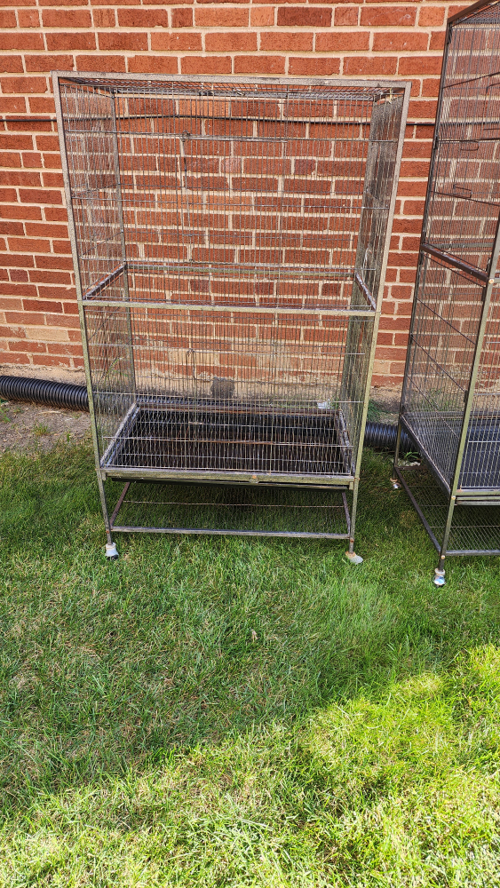 Large Metal Bird Cage with Stand, White