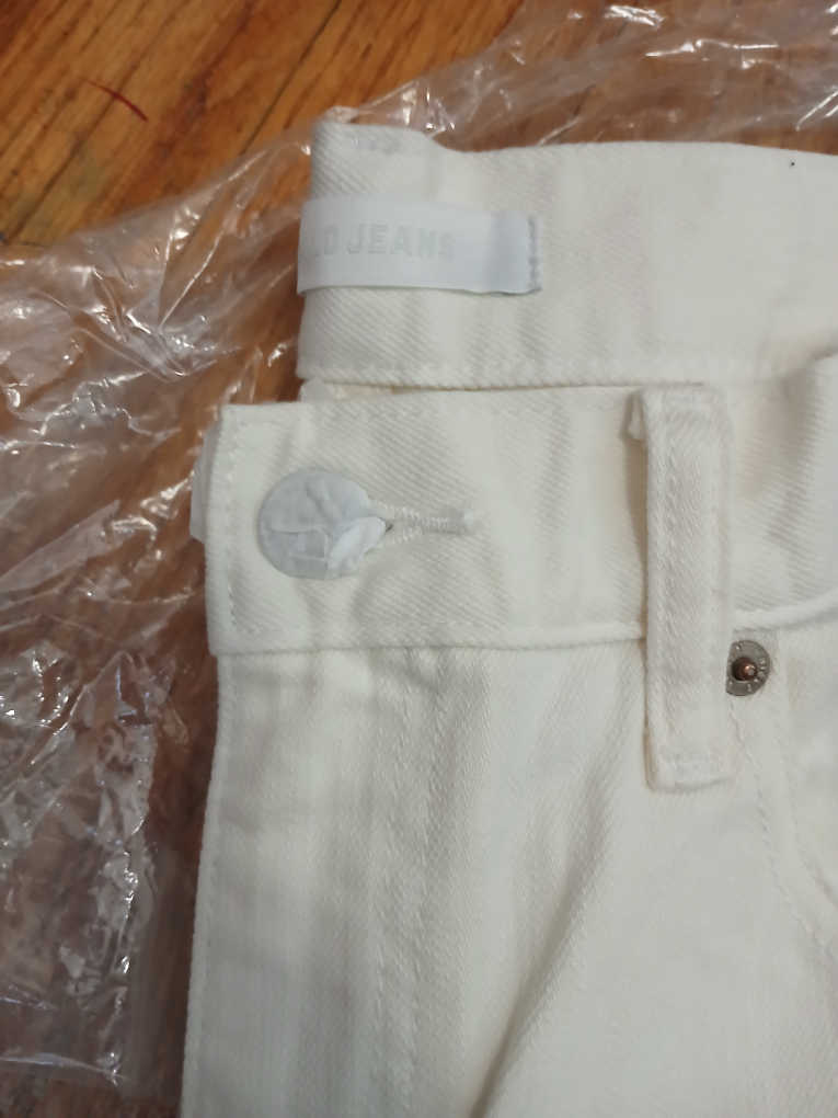 BRAND NEW* Uniqlo Relaxed Tapered Ankle Jeans - Size 29 - photo 2